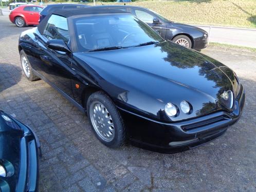Alfa Romeo Spider 2.0 Twin Spark 16V 1998 Zwart  mot schade
