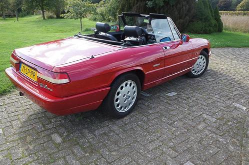 Alfa Romeo Spider 2.0 U9 1992 Rood