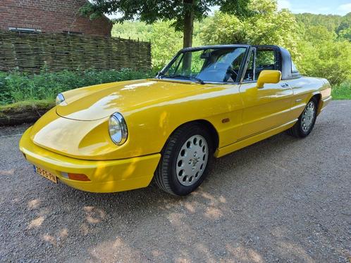 Alfa Romeo Spider 2.0 U9 1993 Geel