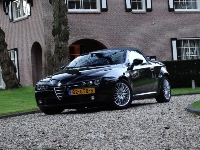 Alfa Romeo Spider 2.2 JTS Exclusive 