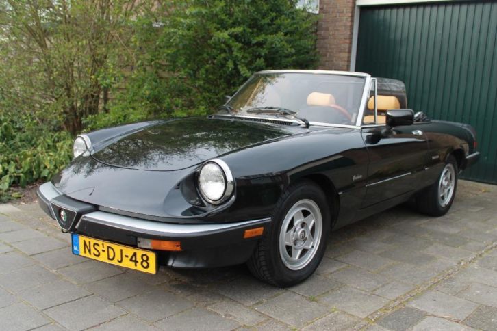 Alfa Romeo Spider Spider 1987 Zwart