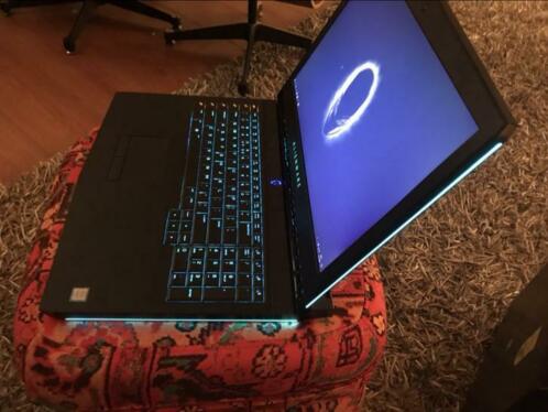 Alienware 17 R4, 32GB i7 GTX1080 1TB SSD 17,3 inch 99wh batt