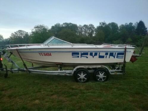Almarine Almar speedboot V8 5.0L op trailer