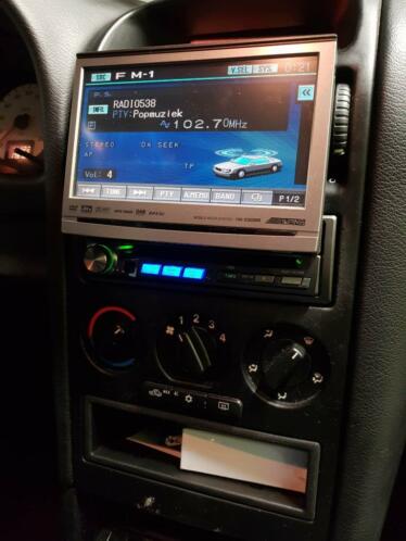 Alpine Multimedia Radio met 7039039 klapscherm (DVD, MP3, touchs