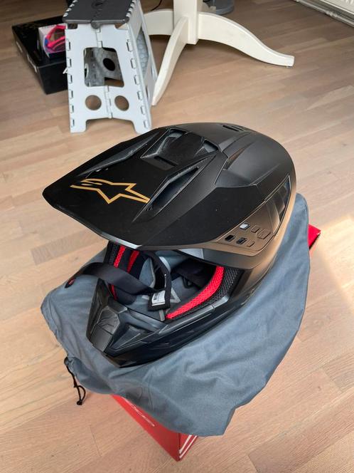 Alpinestars SM5 crosshelm.