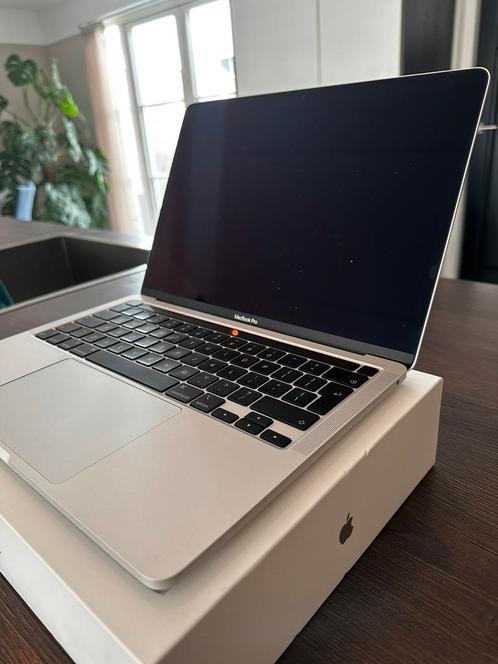 Als nieuw Apple MacBook PRO 13 incl. Touch bar 1 jaar oud