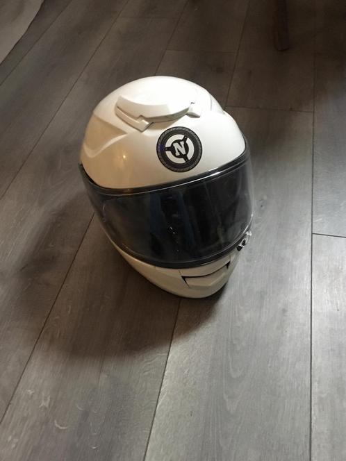 Als nieuw is gebruikt als er bij helm