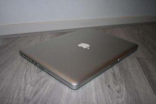 Als nieuw Macbook Pro 15 inch 2011 i72,0GHz4GB RAM500GB