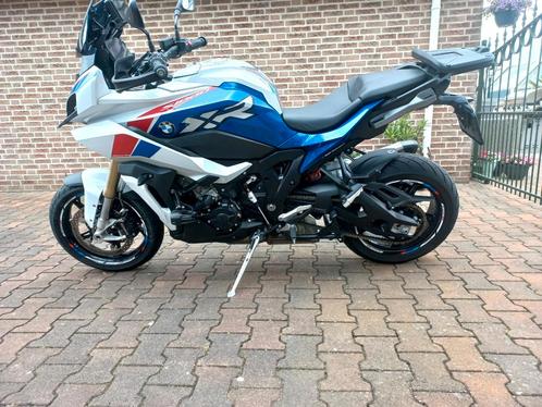 Als nieuwe BMW S1000XR in M kleuren