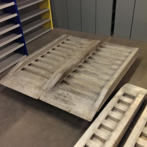 Aluminium rijplaten  Rijplaat  Oprijplaat  Oprijplaten 