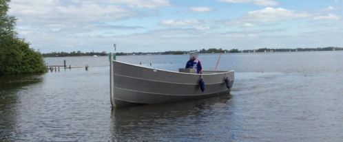 Aluminium sloep, 6 meter, zelflozend, onderhoudsvrij, stoer