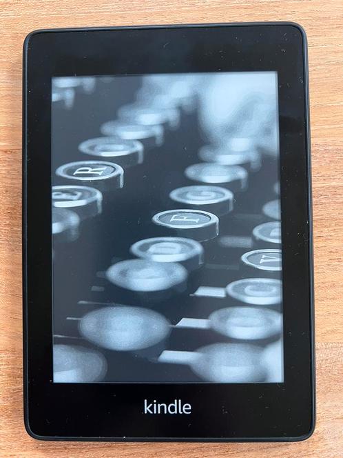 Amazon Kindle Paperwhite 10e Gen. 6,8 inch 8GB Wifi Zwart