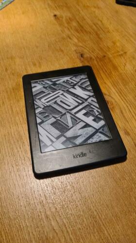Amazon Kindle Paperwhite 3 (7th Generation)