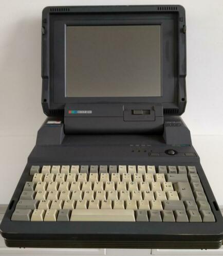 Amstrad ACL-386SX120 Colour LCD Laptop Computer ( Vintage )