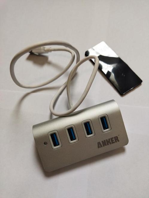Anker USB 3.0 4-Port Hub Aluminium (Silver  Black)