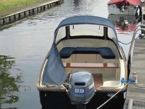 Antaris Sloep 400 (fr 4 Personen) - wenig gefahren