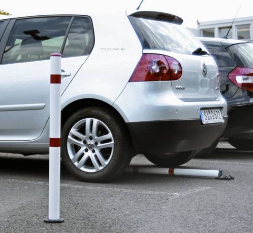 Anti parkeerpaal  parkeerpalen van kunststof en RVS