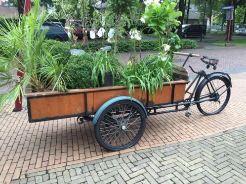 Antieke bakfiets