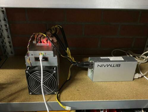 Antminer L3 504MHs inclusief APW3 voeding