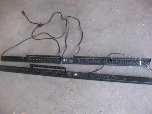 APC 24 Outlet Power Distrubution Unit Strip - 885-1935