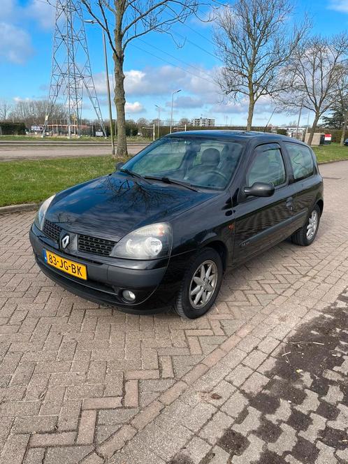 APK Maart 2025 Renault Clio 1.4 Benzine 2002 Zwart 112000KM