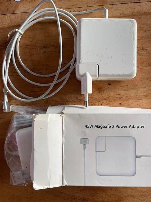 Apple 45W MagSafe 2 power adapter 2X