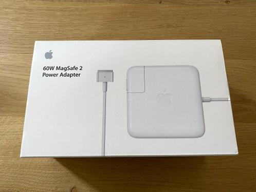 Apple 60W MagSafe 2 Power Adapter (UK plug)