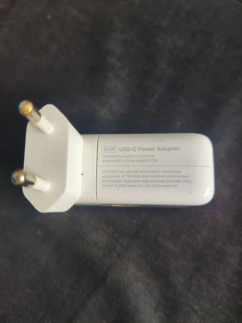 Apple 61w usb-c adapter