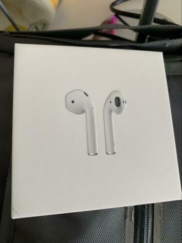 Apple AirPods 2de generatie draadloos case nieuw 