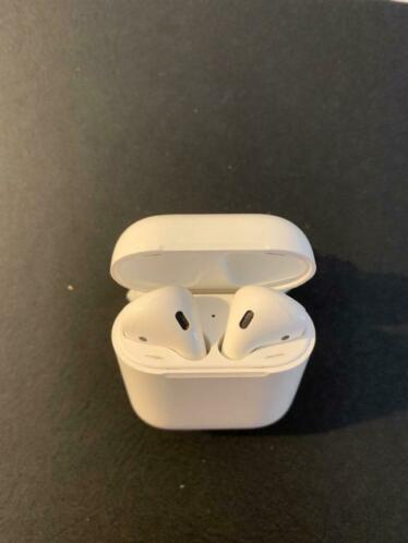 Apple AirPods (A1602)