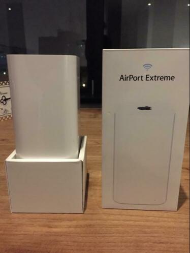 Apple AirPort extreme 2 jr oud