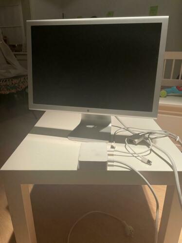 Apple Cinema Display