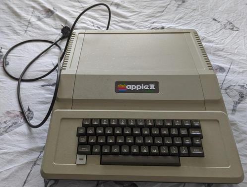 Apple II plus Vintage computer