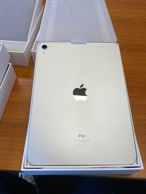 Apple iPad 10e generatie 256GB zilver 4x