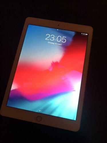 Apple iPad 2 2016, 64 gb, A1566, goud