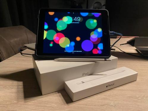 Apple iPad 2018 (6e gen) 128GB  Apple Pencil