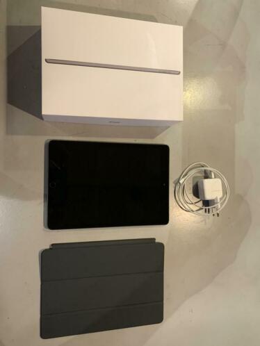 Apple IPad 2019 incl Apple iPad case