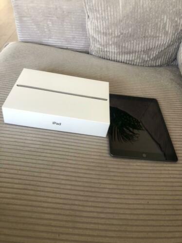 Apple iPad (2020) 10.2 inch 32 GB Wifi Space Gray (nieuwste)