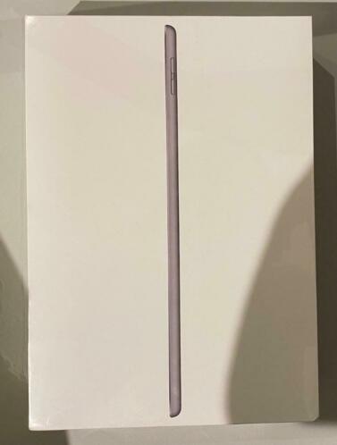 Apple iPad (2020), 32GB, 8th generation, WiFi,  SEALED 