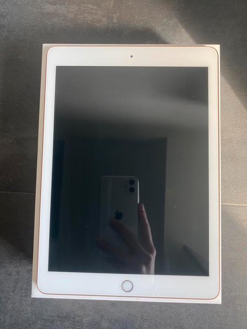 Apple ipad 6th generation 128GB