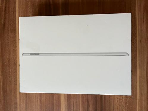 Apple iPad 7e generatie 32GB incl pen en toetsenbord