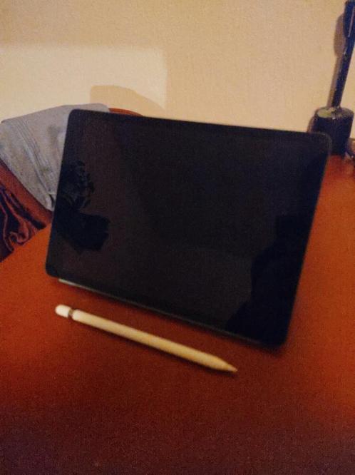 Apple iPad 7th generation incl apple pencil