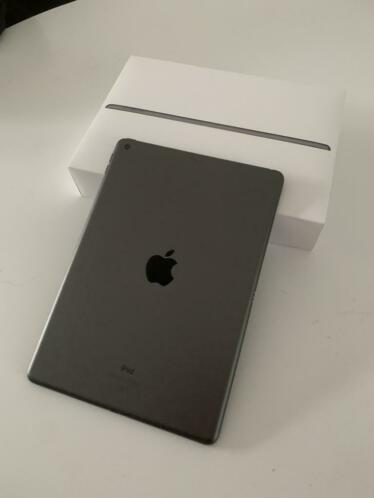 Apple iPad (8th Generation) 32GB Als Nieuw