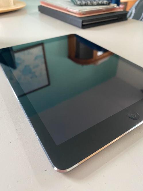 Apple iPad Air 1 - A1474 - 16GB (space grey)