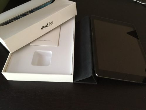 Apple iPad Air 16GB Wi-Fi Space Grey  Leather Case