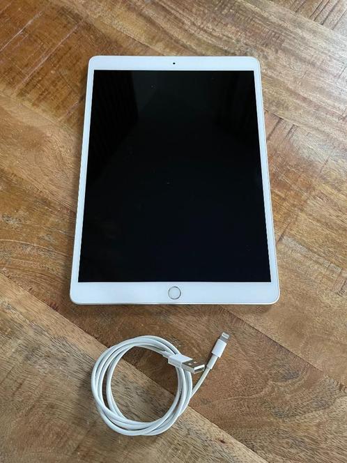 Apple iPad Air - 3e generatie  64GB  mooie staat