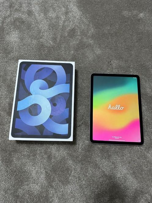 Apple iPad Air 4th Generation 64GB Wi-Fi