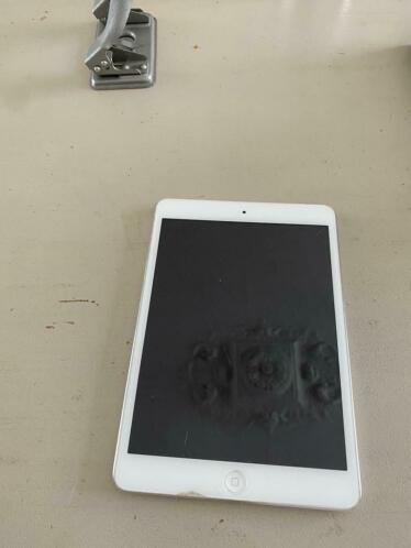 Apple iPad mini 16gb