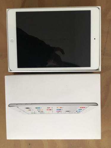 Apple iPad mini 2 - 16GB - silver