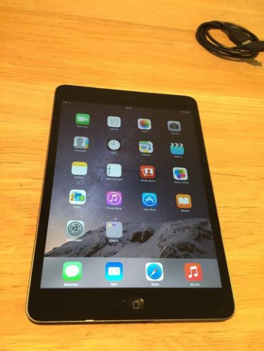 Apple iPad Mini 2 Retina 32GB Zwart Als Nieuw Met Keyboard